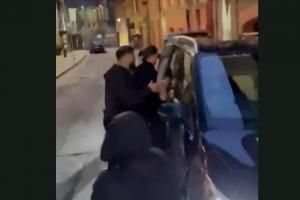夜店王子上线！格拉利什与皮克福德等人在脱衣舞俱乐部玩到深夜